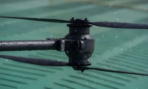 에 관한 최신 회사 뉴스 DJI FC30의 연결 드론이 비에 견딜 수 있어야 할까요?