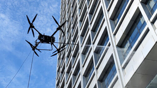 에 관한 최신 회사 뉴스 MYUAV FC30X 120m 고도 청소 드론