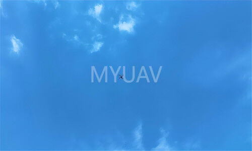 에 관한 최신 회사 뉴스 MYUAV FC30M 통신 릴레로 연결된 UAV: 화재 보호 분야에서 통신 지원
